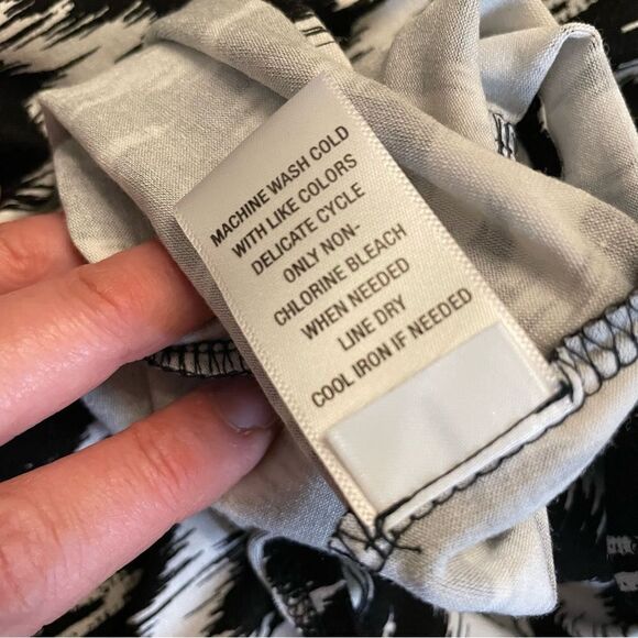 Laura Ashley maxi dress black and white - Picture 4 of 7